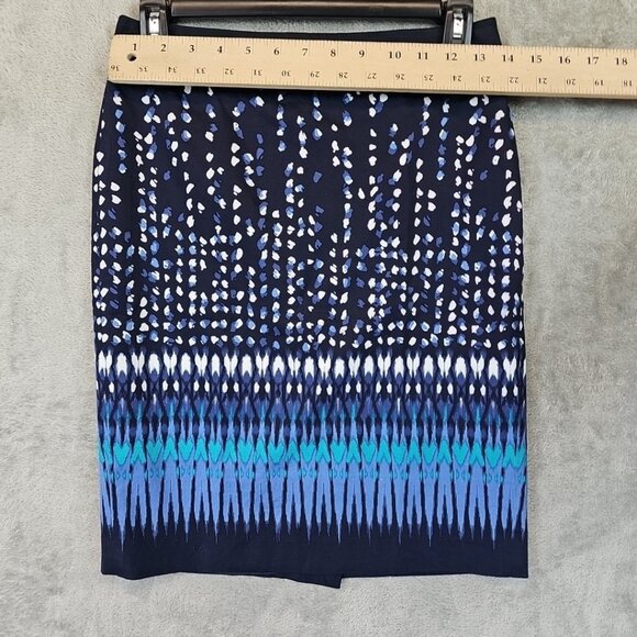 Ann Taylor Printed Pencil Skirt Womens Size 0 Blue Lined Back Slit Office Work - Picture 7 of 9